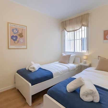 Downtown Flat With 46 Sqm Private Rooftop Terrace Málaga Esterno foto