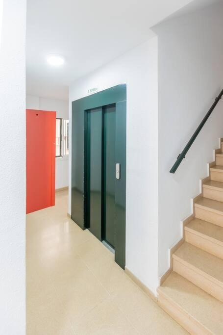 Downtown Flat With 46 Sqm Private Rooftop Terrace Málaga Esterno foto