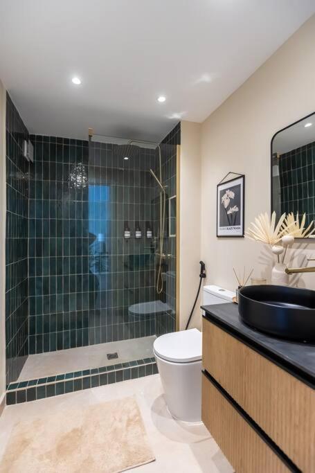 Downtown Flat With 46 Sqm Private Rooftop Terrace Málaga Esterno foto