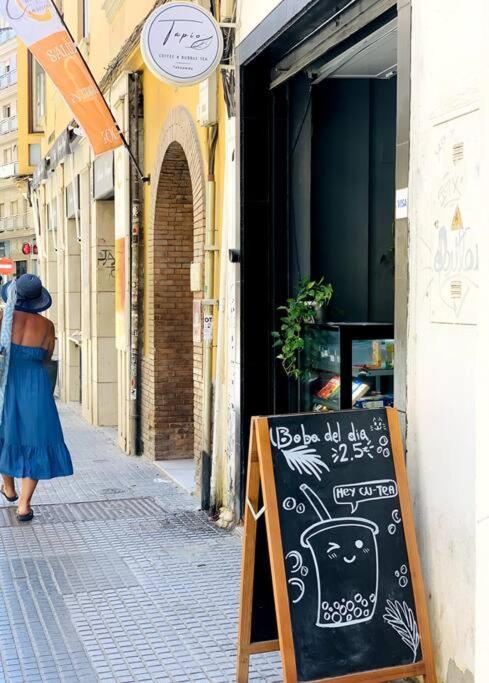 Downtown Flat With 46 Sqm Private Rooftop Terrace Málaga Esterno foto